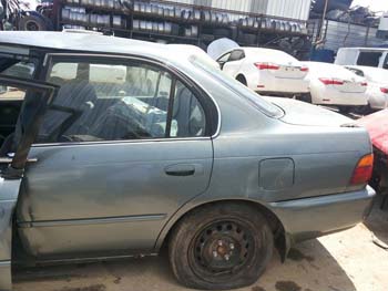 96 MODEL TOYOTA COROLLA ÇIKMA SOL ARKA KAPI OTO GÜVEN 'DE